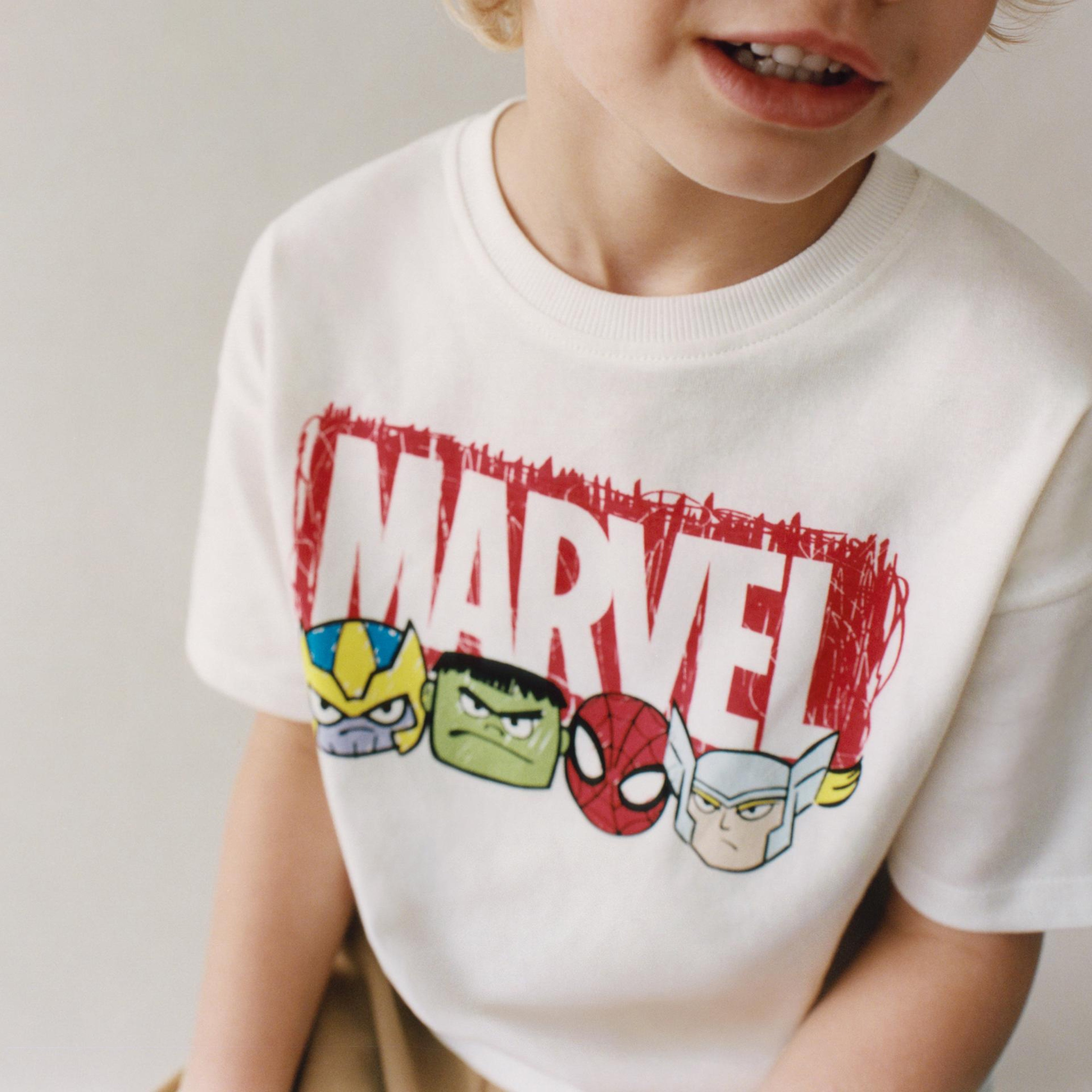 THE AVENGERS © MARVEL T-SHIRT